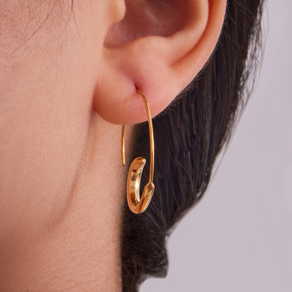 316L Stainless Steel 18K Gold PVD Plated Minimalist C-Shape Hoop Earrings - Image 5