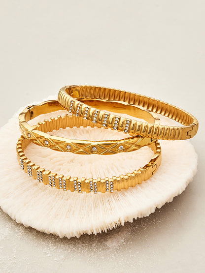 316L Stainless Steel 18K Gold PVD Quilted Snake Bone with Diamond Bangle - Quilted Pattern Snake Bone Diamond Accent Vintage Wholesale Stainless Steel Jewelry - Sensitive Skin Friendly - Detail 15