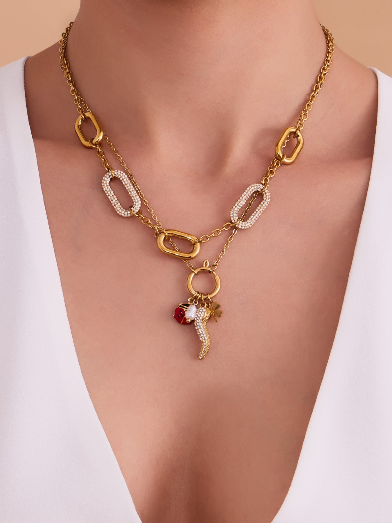 316L Stainless Steel 18K Gold PVD Rectangle Zircon Necklace - Elegant Rectangle Pendant Zircon Necklace Wholesale Stainless Steel Jewelry - Sensitive Skin Friendly - Detail 3