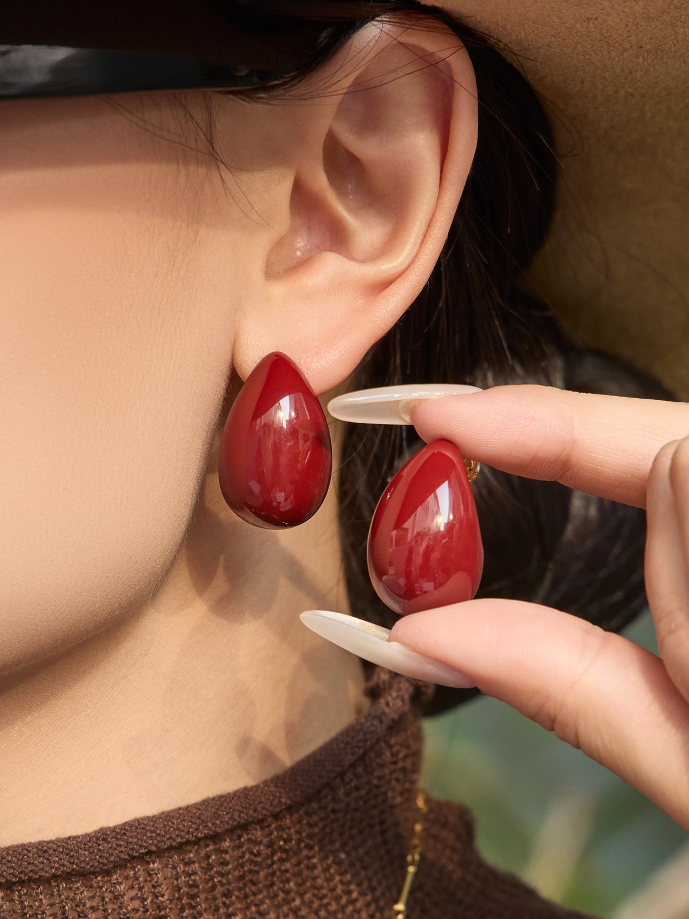 316L Stainless Steel 18K Gold PVD Red Enamel Waterdrop Earrings - Red Enamel Waterdrop Earrings Wholesale Stainless Steel Jewelry - Sensitive Skin Friendly - Detail 4