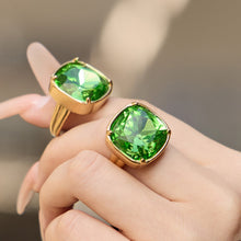 316L Stainless Steel 18K Gold PVD Red Green Glass Stone Light Luxury Ring - Red Green Glass Stone, 18K Gold PVD, Light Luxury Ring, Modern Style Wholesale Stainless Steel Jewelry - Sensitive Skin Friendly - Detail 13