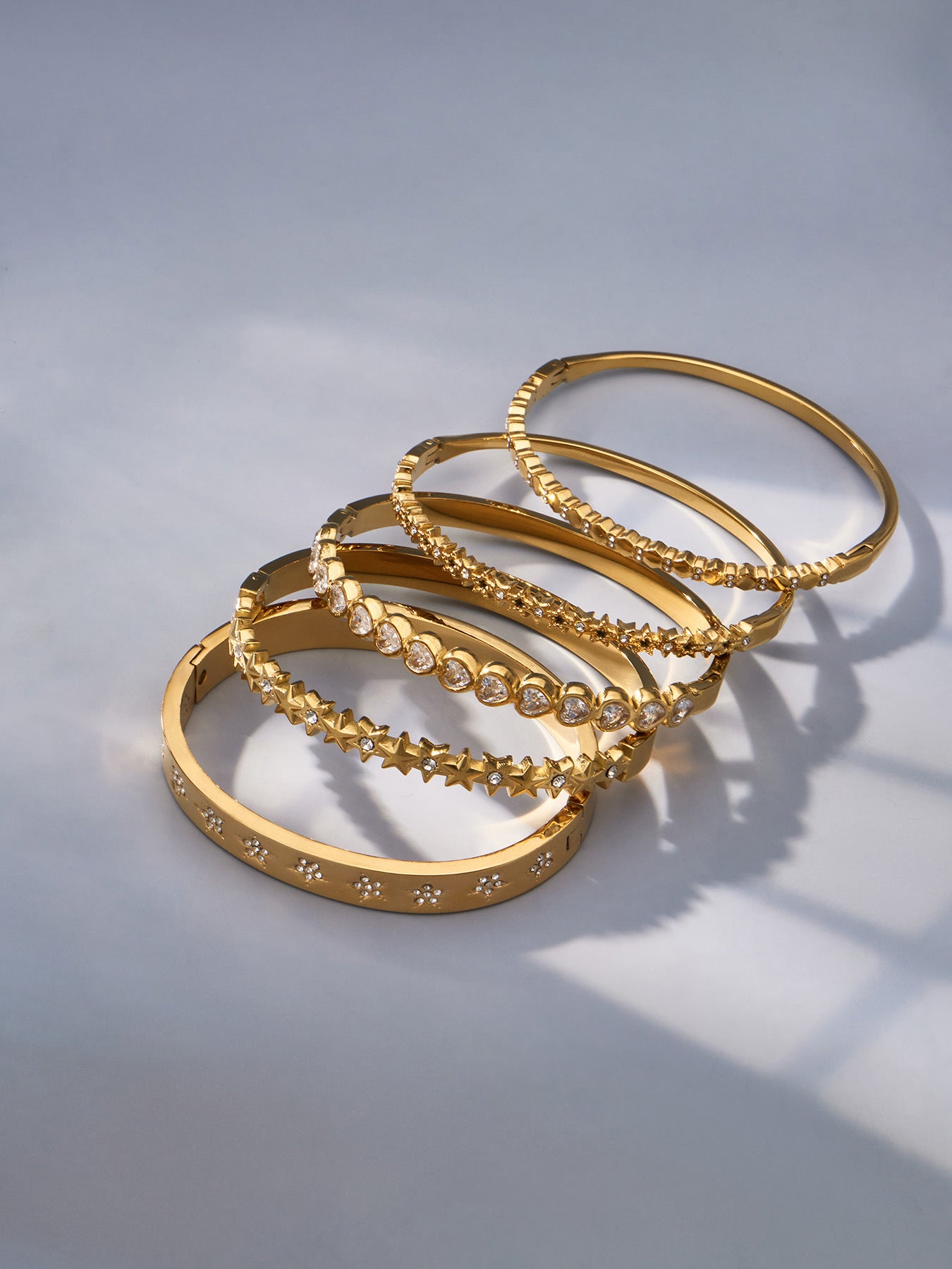 316L Stainless Steel 18K Gold PVD Star Heart Pave 5A Zircon Bangle - Star Bangle, Heart Bangle, Pave Bangle, Zircon Bangle, 18K Gold Plated Bangle, Steel Bangle, Dainty Bangle Wholesale Stainless Steel Jewelry - Sensitive Skin Friendly - Detail 5