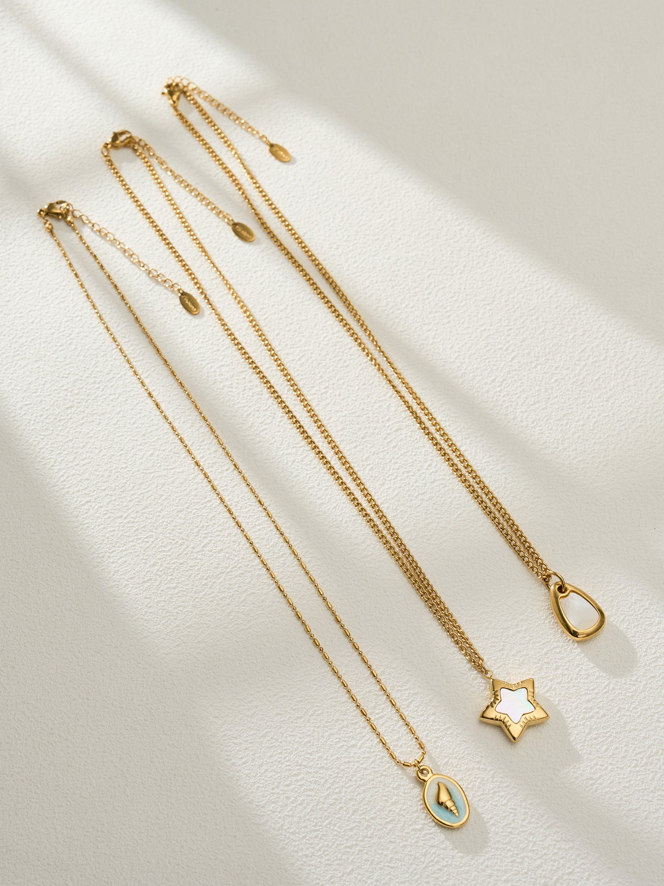 316L Stainless Steel 18K Gold PVD Star Shell Enamel Pendant Necklace - Star Shell Enamel, Coastal Chic, Delicate Design, French Light Luxury Wholesale Stainless Steel Jewelry - Sensitive Skin Friendly - Detail 12