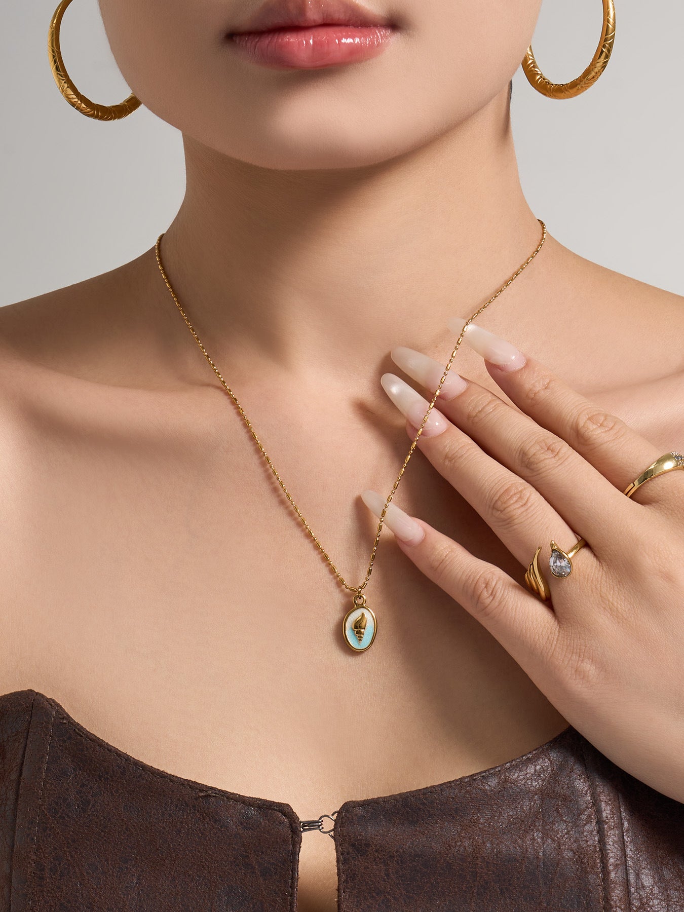 316L Stainless Steel 18K Gold PVD Star Shell Enamel Pendant Necklace - Star Shell Enamel, Coastal Chic, Delicate Design, French Light Luxury Wholesale Stainless Steel Jewelry - Sensitive Skin Friendly - Detail 9