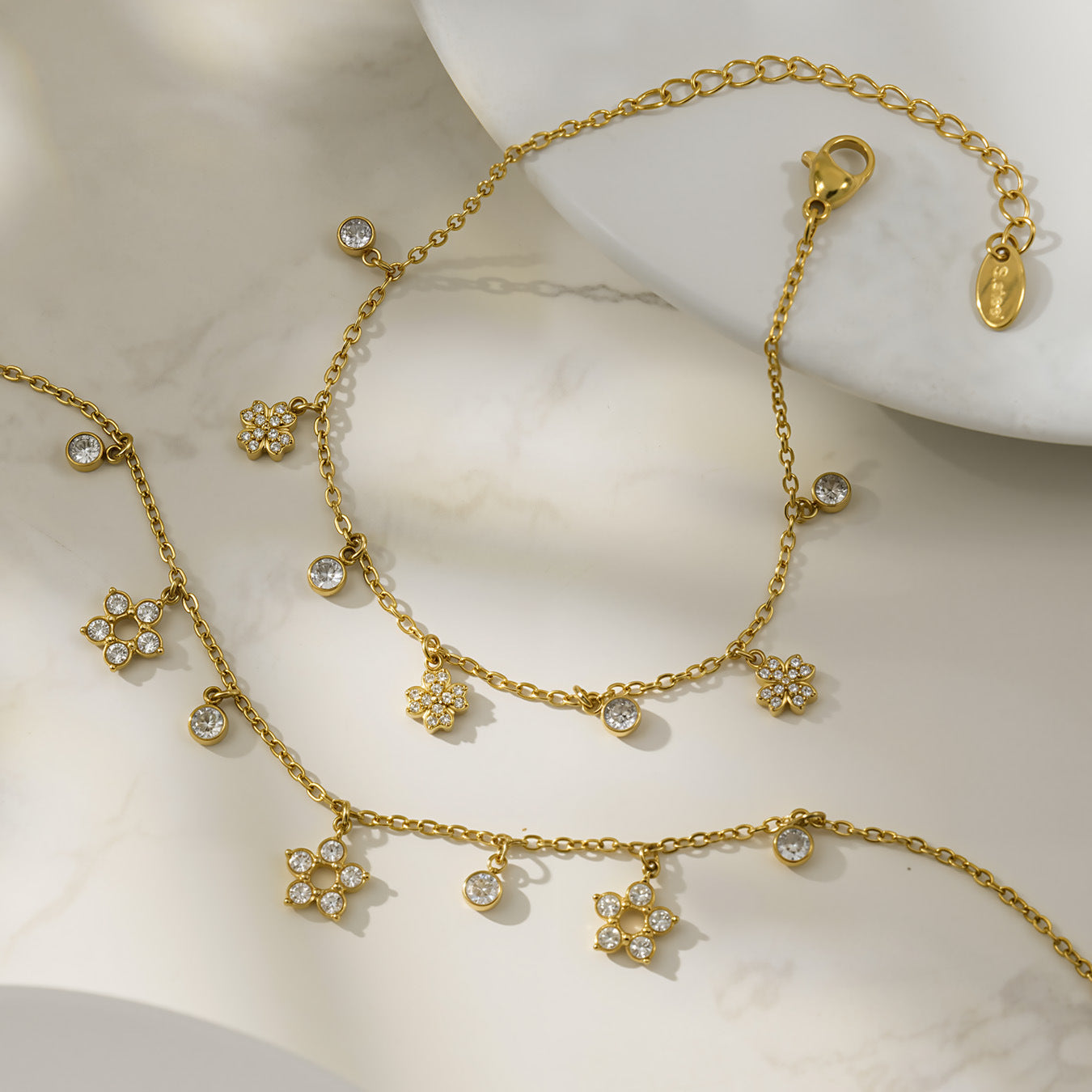 316L Stainless Steel 18K Gold PVD Star Zircon Pendant Necklace & Bracelet Set - Light Luxury Gold Star Zircon Pendant Stackable Wholesale Stainless Steel Jewelry - Sensitive Skin Friendly - Detail 4