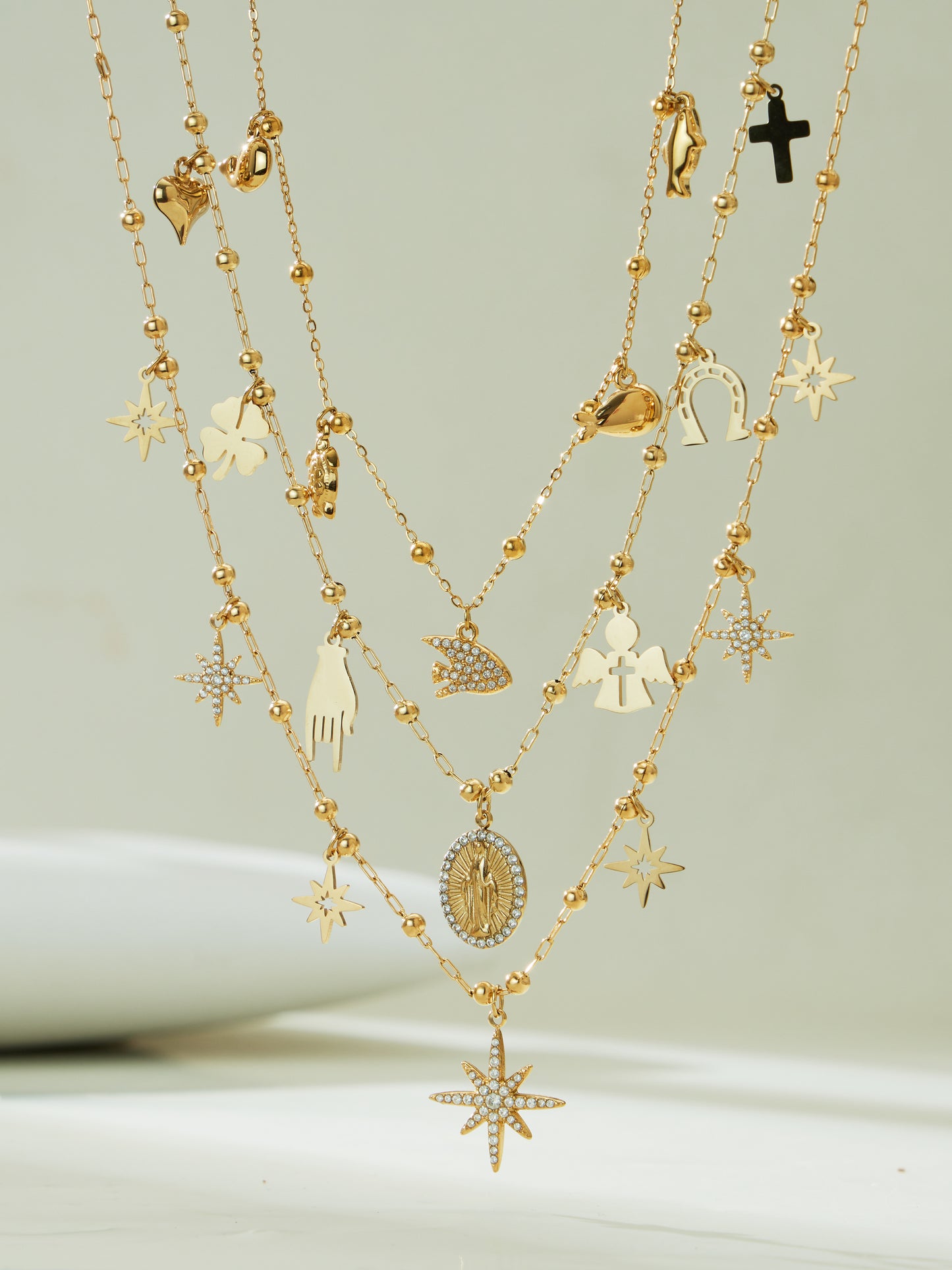316L Stainless Steel 18K Gold PVD Starburst Pavé Zircon Pendant Necklace - Starburst Pendant, Pavé Zircon, Celestial, Modern, Gold, Steel Wholesale Stainless Steel Jewelry - Sensitive Skin Friendly - Detail 7