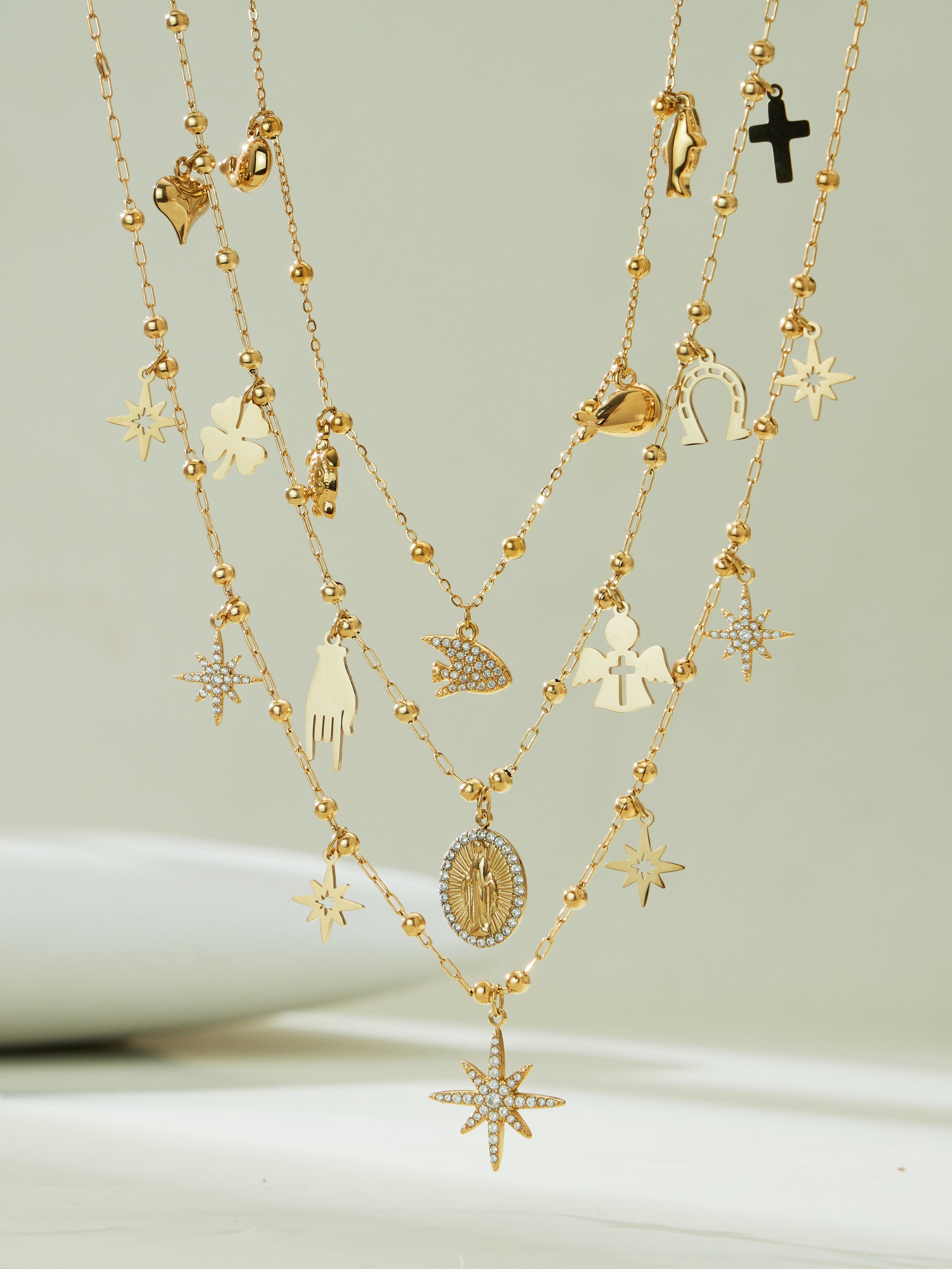 316L Stainless Steel 18K Gold PVD Starburst Pavé Zircon Pendant Necklace - Starburst Pendant, Pavé Zircon, Celestial, Modern, Gold, Steel Wholesale Stainless Steel Jewelry - Sensitive Skin Friendly - Detail 7