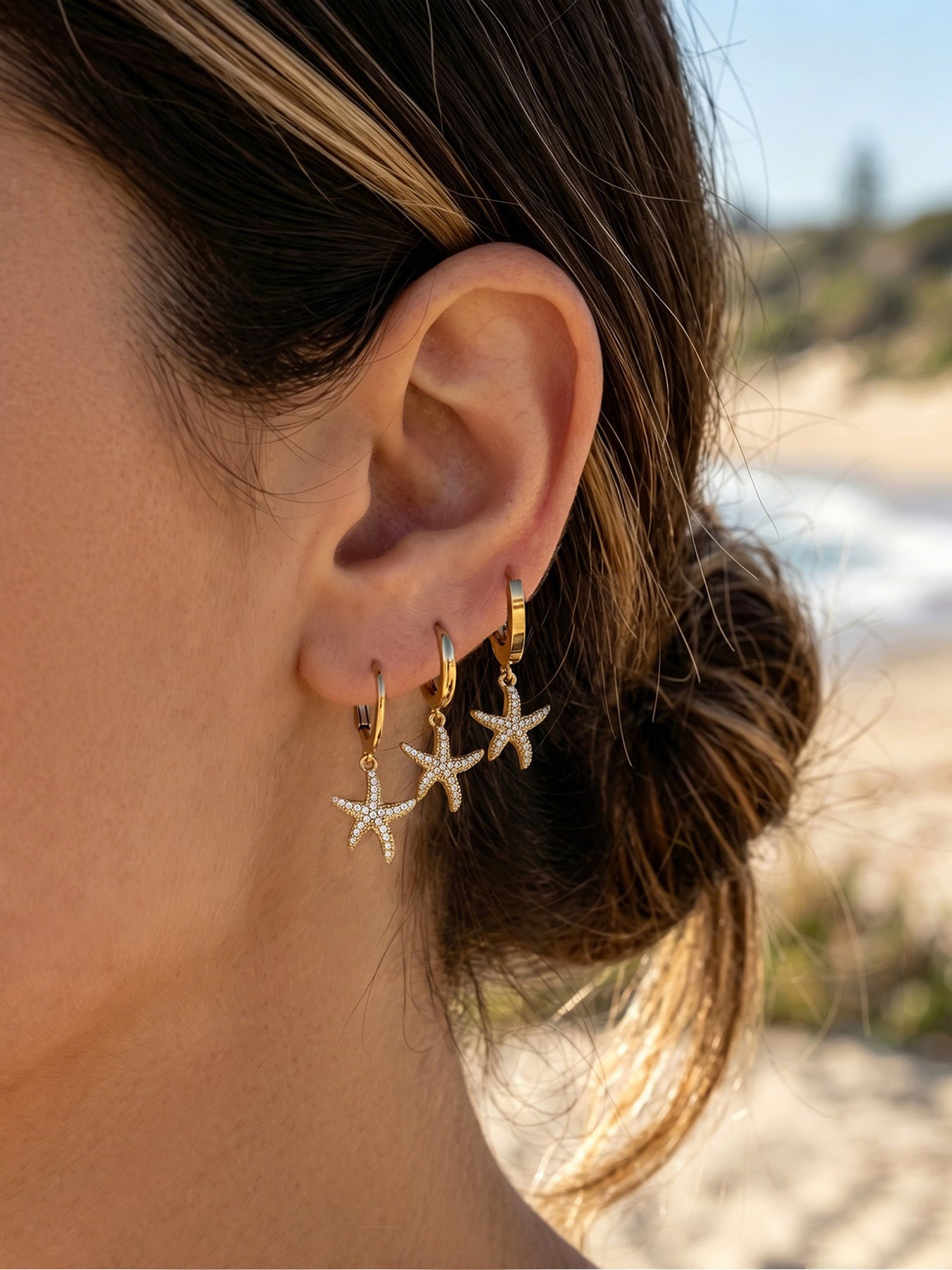 316L Stainless Steel 18K Gold PVD Starfish Zircon Hoop Earrings - Modern Starfish Zircon Hoop, 18K Gold PVD Wholesale Stainless Steel Jewelry - Sensitive Skin Friendly - Detail 3