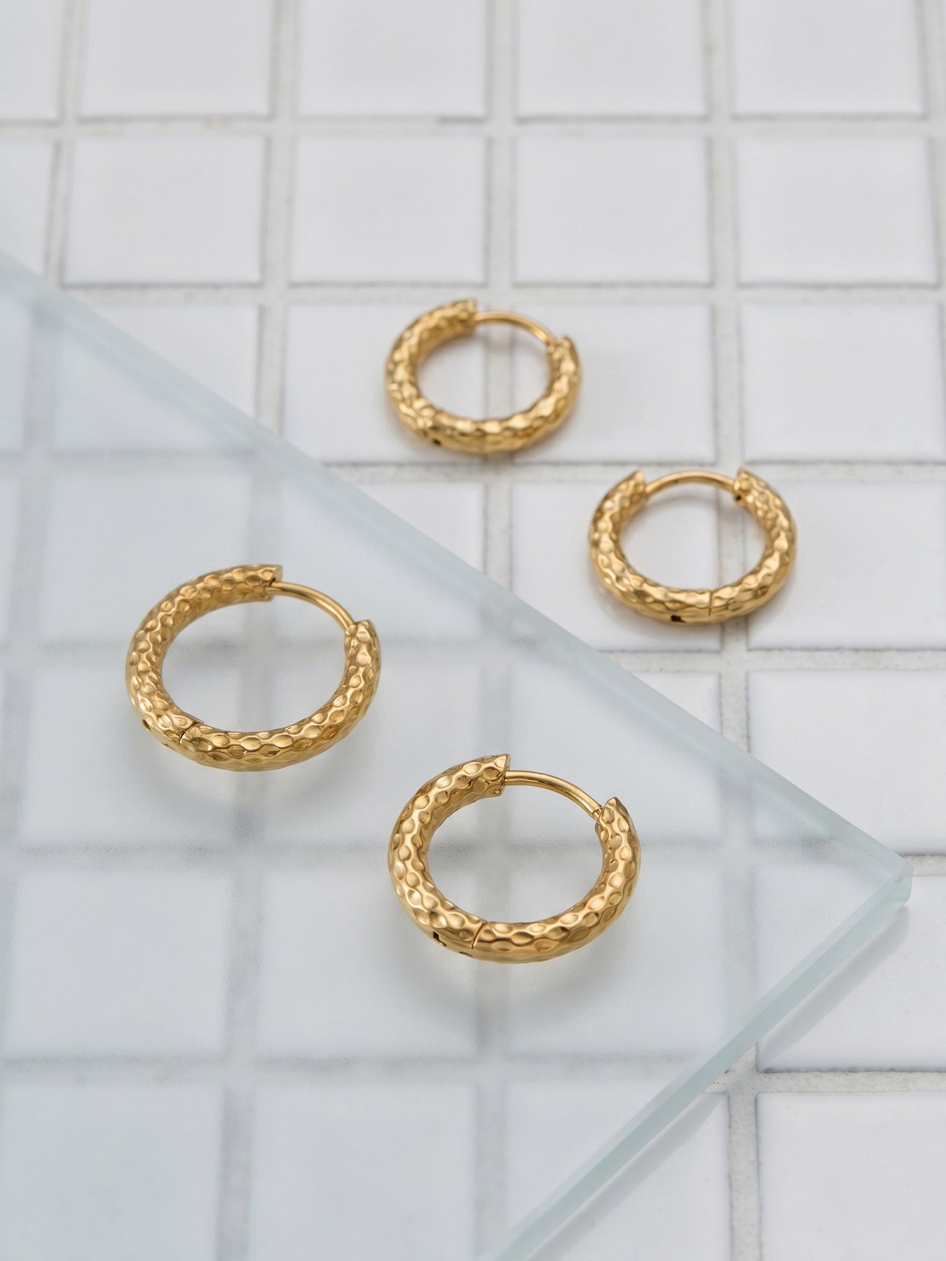 316L Stainless Steel 18K Gold PVD Striped Hoop Earrings - Striped Hoop Lightweight Minimalist Modern Wholesale Stainless Steel Jewelry - Sensitive Skin Friendly - Detail 6