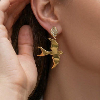 316L Stainless Steel 18K Gold PVD Swallow Zircon Leaf Earrings - Swallow Zircon Leaf Unique Design, Nature-Inspired Wholesale Stainless Steel Jewelry - Sensitive Skin Friendly - Detail 7