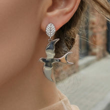 316L Stainless Steel 18K Gold PVD Swallow Zircon Leaf Earrings - Swallow Zircon Leaf Unique Design, Nature-Inspired Wholesale Stainless Steel Jewelry - Sensitive Skin Friendly - Detail 8