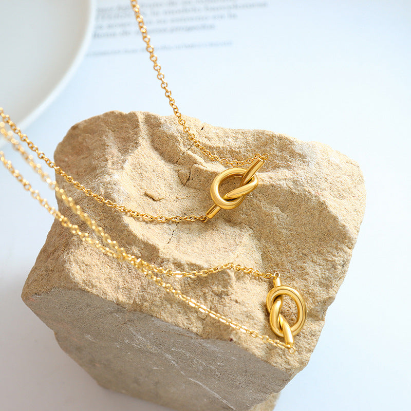 316L Stainless Steel 18K Gold PVD Sweetheart Knotted Heart Pendant Necklace - Sweetheart Knotted Heart Pendant Minimalist Romantic Necklace Wholesale Stainless Steel Jewelry - Sensitive Skin Friendly - Detail 5
