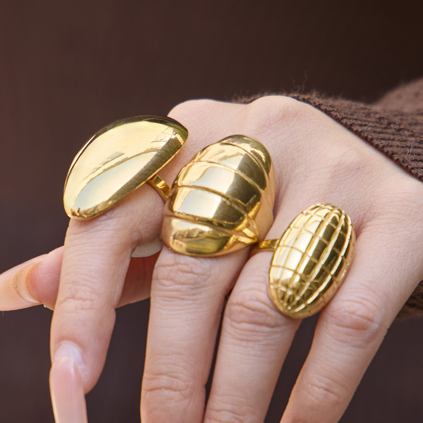 316L Stainless Steel 18K Gold PVD Textured Oval Drop Ring - Textured Oval Drop Ring Wholesale Stainless Steel Jewelry - Sensitive Skin Friendly - Detail 14