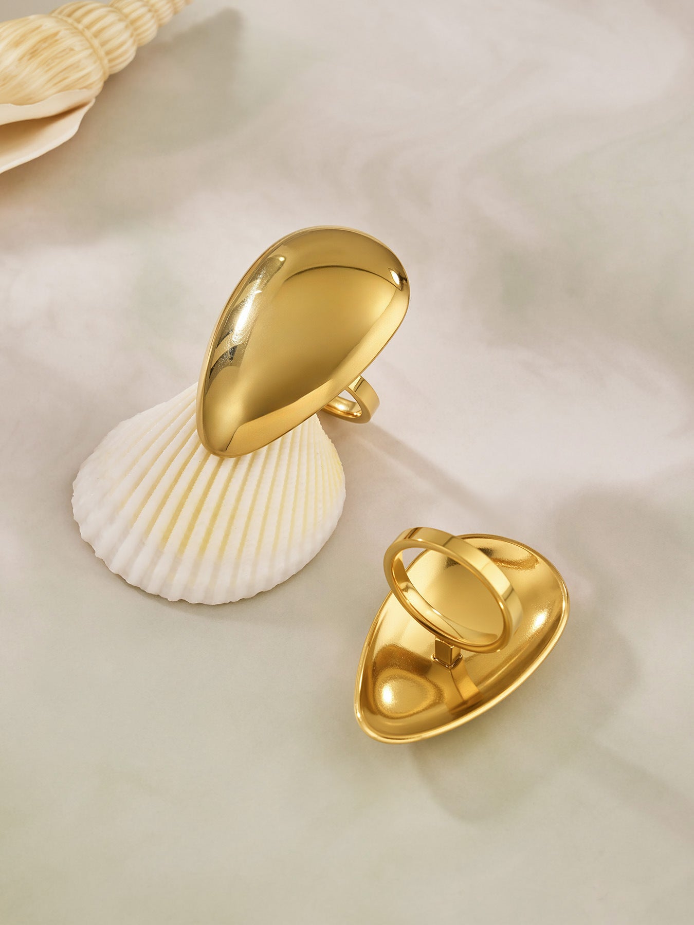 316L Stainless Steel 18K Gold PVD Textured Oval Drop Ring - Textured Oval Drop Ring Wholesale Stainless Steel Jewelry - Sensitive Skin Friendly - Detail 15