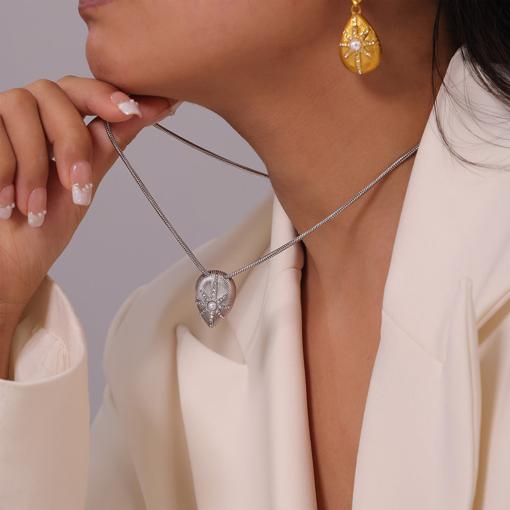 316L Stainless Steel 18K Gold PVD Textured Teardrop Star Diamond-Set Jewelry Set - Textured Teardrop Star Diamond Set Minimalist French Chic Wholesale Stainless Steel Jewelry - Sensitive Skin Friendly - Detail 5