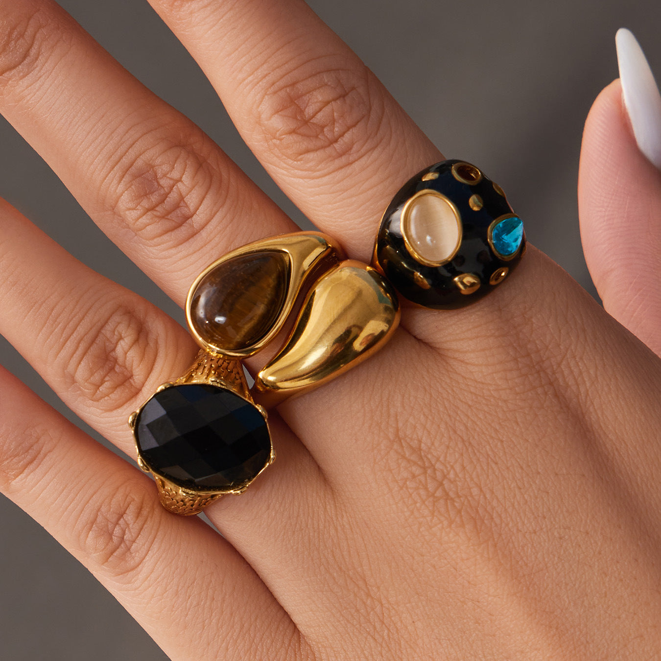 316L Stainless Steel 18K Gold PVD Tiger Eye Stone Ring - Tiger Eye Stone Gold Ring Minimalist Modern Wholesale Stainless Steel Jewelry - Sensitive Skin Friendly - Detail 4