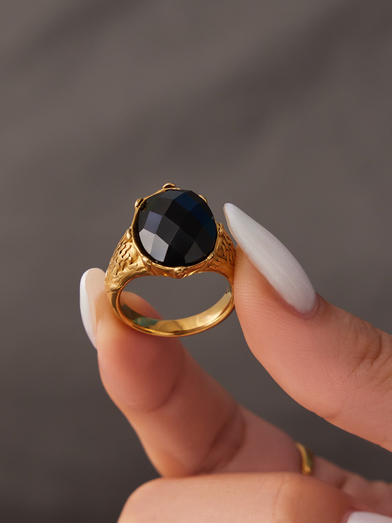 316L Stainless Steel 18K Gold PVD Tiger Eye Stone Ring - Tiger Eye Stone Gold Ring Minimalist Modern Wholesale Stainless Steel Jewelry - Sensitive Skin Friendly - Detail 5