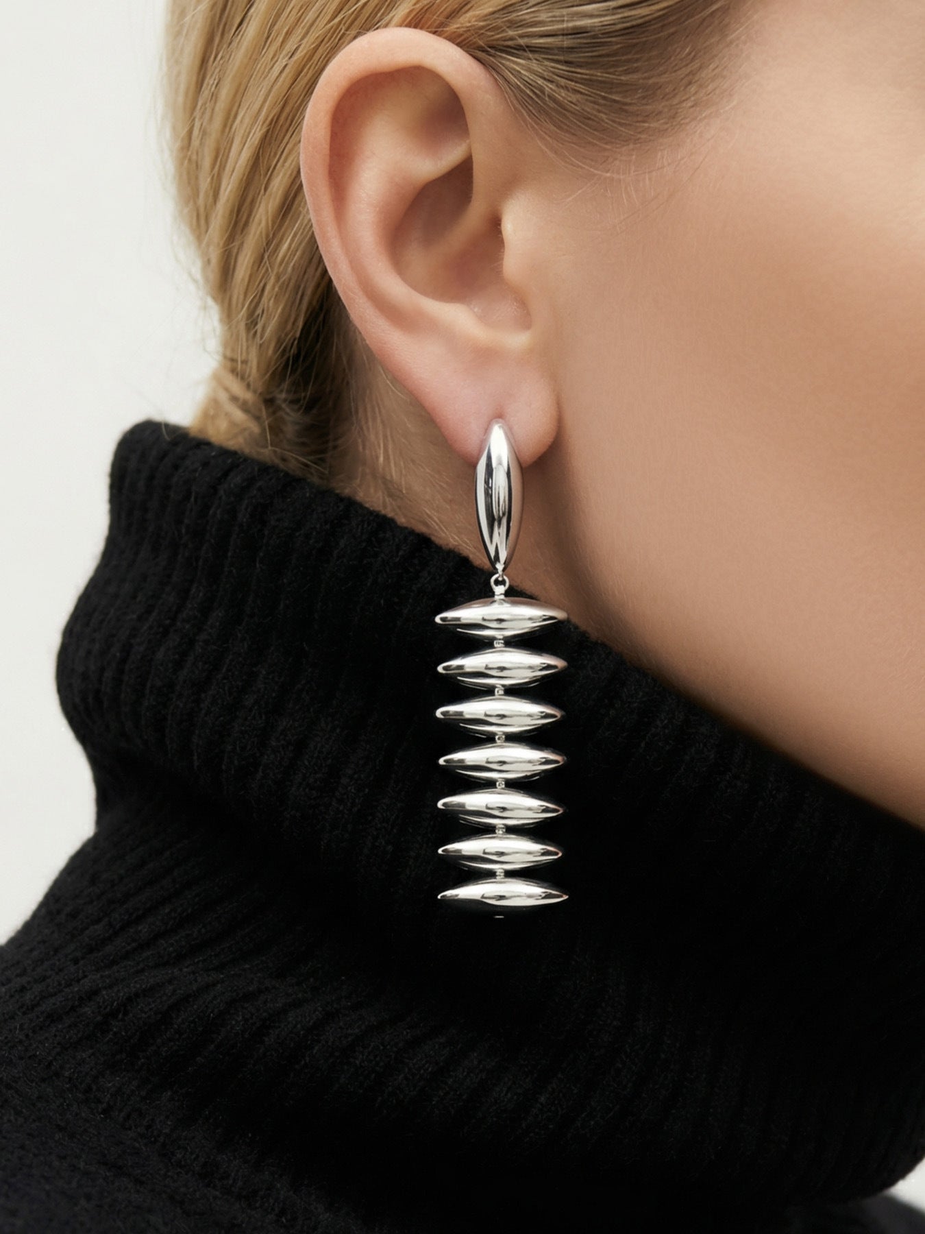 316L Stainless Steel 18K Gold PVD Trendy Beaded Dangle Earrings - Beaded, Dangle, Long, Trendy, Statement, 18K Gold PVD Wholesale Stainless Steel Jewelry - Sensitive Skin Friendly - Detail 3