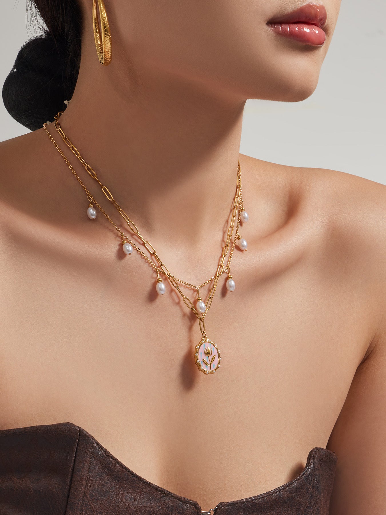 316L Stainless Steel 18K Gold PVD Tulip Enamel Pendant Necklace - Artistic Tulip Enamel Pendant Gold Necklace Wholesale Stainless Steel Jewelry - Sensitive Skin Friendly - Detail 13