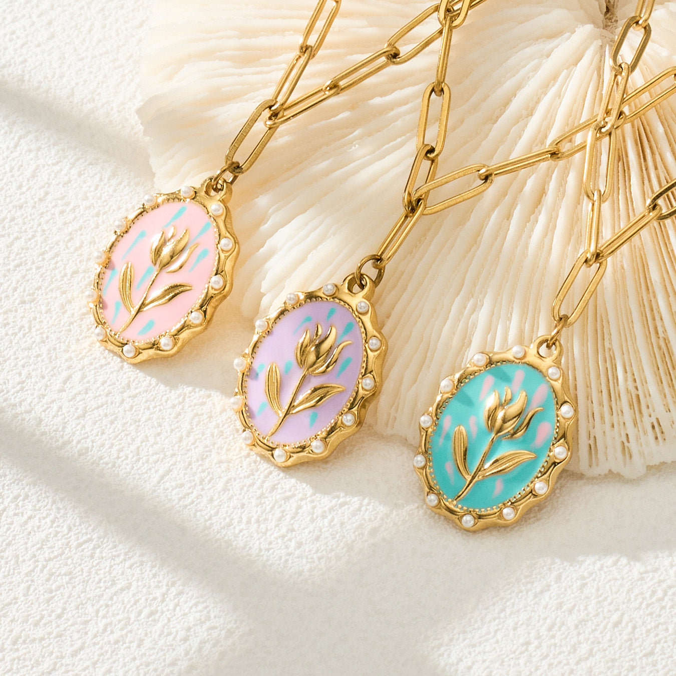 316L Stainless Steel 18K Gold PVD Tulip Enamel Pendant Necklace - Artistic Tulip Enamel Pendant Gold Necklace Wholesale Stainless Steel Jewelry - Sensitive Skin Friendly - Detail 6
