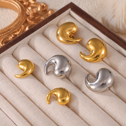 316L Stainless Steel 18K Gold PVD Twist Comma Design Earrings - Twist Comma Design Gold Earrings Wholesale Stainless Steel Jewelry - Sensitive Skin Friendly - Detail 3