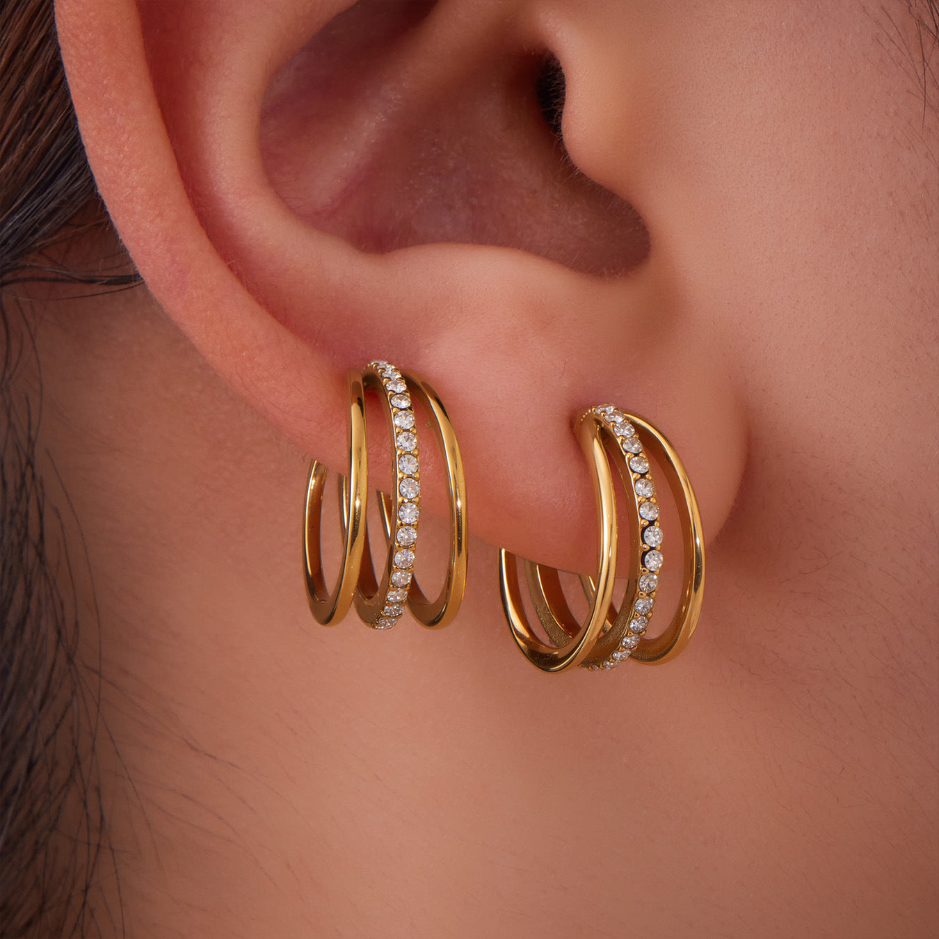 316L Stainless Steel 18K Gold PVD Twisted Three-Layer Zircon Ear Cuff Earrings - Twisted Three-Layer Zircon Ear Cuff Wholesale Stainless Steel Jewelry - Sensitive Skin Friendly - Detail 9