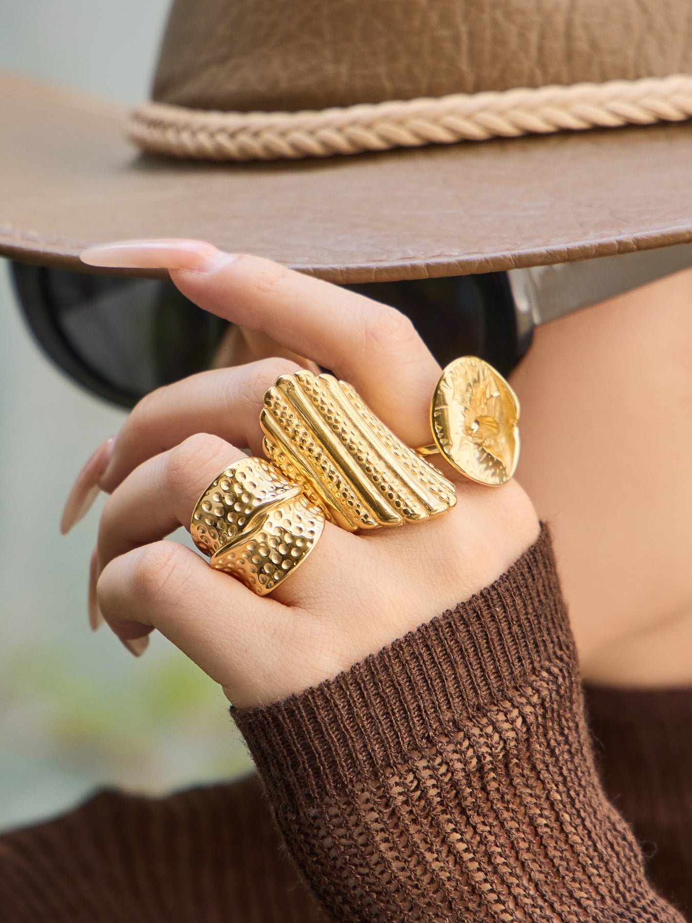 316L Stainless Steel 18K Gold PVD Unique Statement Ring - Modern Gold Statement Ring, Unique Design, Trendy Wholesale Stainless Steel Jewelry - Sensitive Skin Friendly - Detail 6