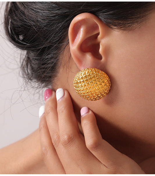 316L Stainless Steel 18K Gold PVD Vintage Elegant Round Relief Diamond Grid Earrings - Vintage Round Relief Diamond Grid Earrings Wholesale Stainless Steel Jewelry - Sensitive Skin Friendly - Detail 9