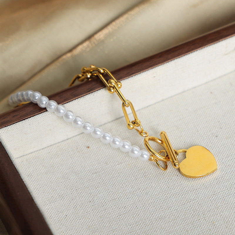 316L Stainless Steel 18K Gold PVD Vintage Heart Charm Shell Pearl Bracelet - Vintage Heart Charm, Shell Pearl, Link Chain Bracelet, Gold, Steel Wholesale Stainless Steel Jewelry - Sensitive Skin Friendly - Detail 5