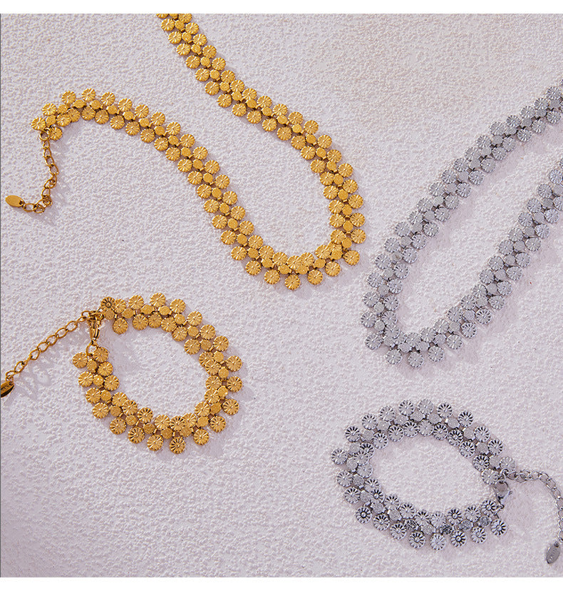 316L Stainless Steel 18K Gold PVD Vintage-Inspired Medallion Spliced Bracelet Necklace Set - Vintage Medallion Spliced Design Wholesale Stainless Steel Jewelry - Sensitive Skin Friendly - Detail 2
