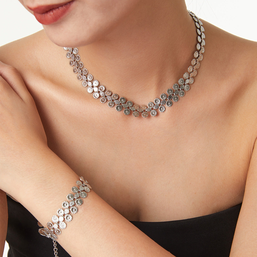 316L Stainless Steel 18K Gold PVD Vintage-Inspired Medallion Spliced Bracelet Necklace Set - Vintage Medallion Spliced Design Wholesale Stainless Steel Jewelry - Sensitive Skin Friendly - Detail 9