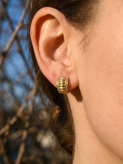 316L Stainless Steel 18K Gold PVD Vintage Roman-Style Paved Zircon Wide C-Shaped Earrings - Vintage Gold C-Shaped Earrings Paved Zircon Roman Style Wholesale Stainless Steel Jewelry - Sensitive Skin Friendly - Detail 10