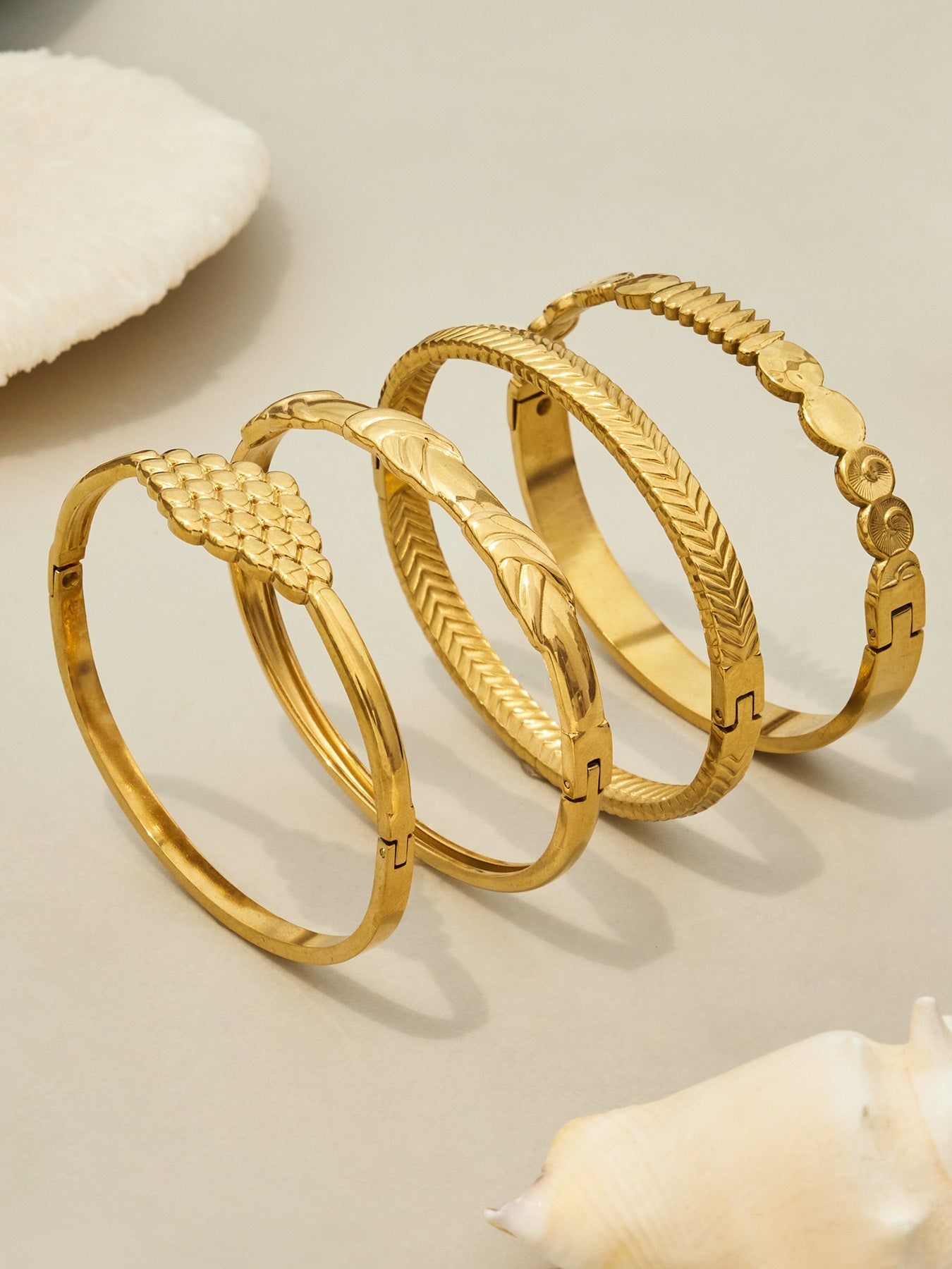 316L Stainless Steel 18K Gold PVD Vintage Rope, Wheat, Honeycomb Design Bangle - Vintage Rope Knot Wheat Ear Honeycomb Texture Wholesale Stainless Steel Jewelry - Sensitive Skin Friendly - Detail 10