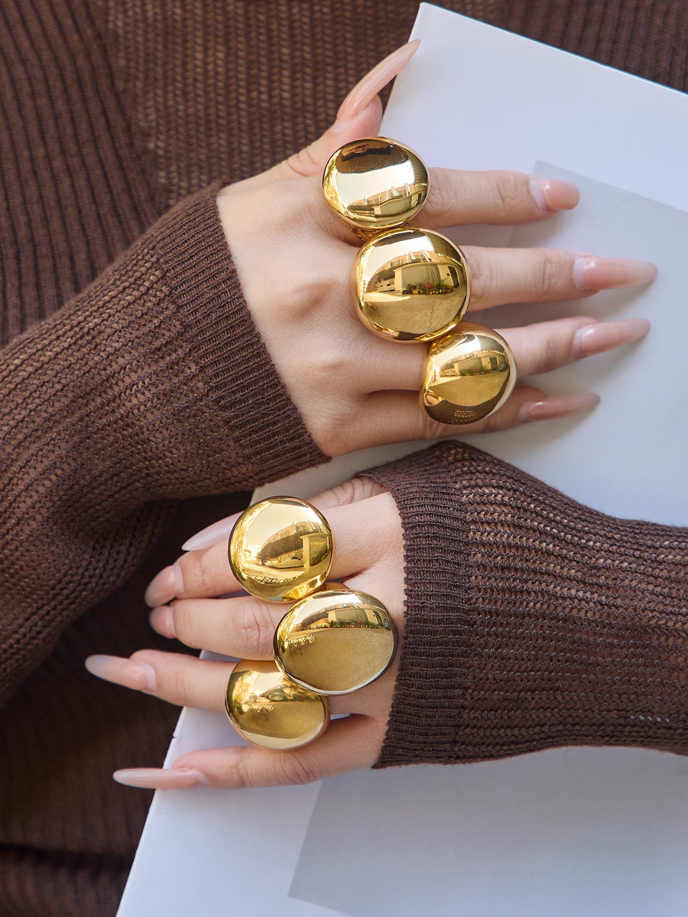 316L Stainless Steel 18K Gold PVD Vintage Smooth Carved Oval Ring - Vintage Gold Band Oval Carved Wholesale Stainless Steel Jewelry - Sensitive Skin Friendly - Detail 13