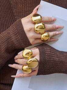 316L Stainless Steel 18K Gold PVD Vintage Smooth Carved Oval Ring - Vintage Gold Band Oval Carved Wholesale Stainless Steel Jewelry - Sensitive Skin Friendly - Detail 13