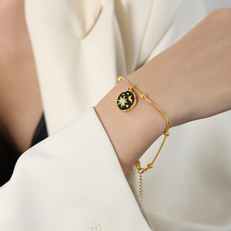 316L Stainless Steel 18K Gold PVD Vintage Sun & Moon Enamel Charm Bracelet - Vintage Sun Moon Enamel, Gold Charm Bracelet Wholesale Stainless Steel Jewelry - Sensitive Skin Friendly - Detail 3