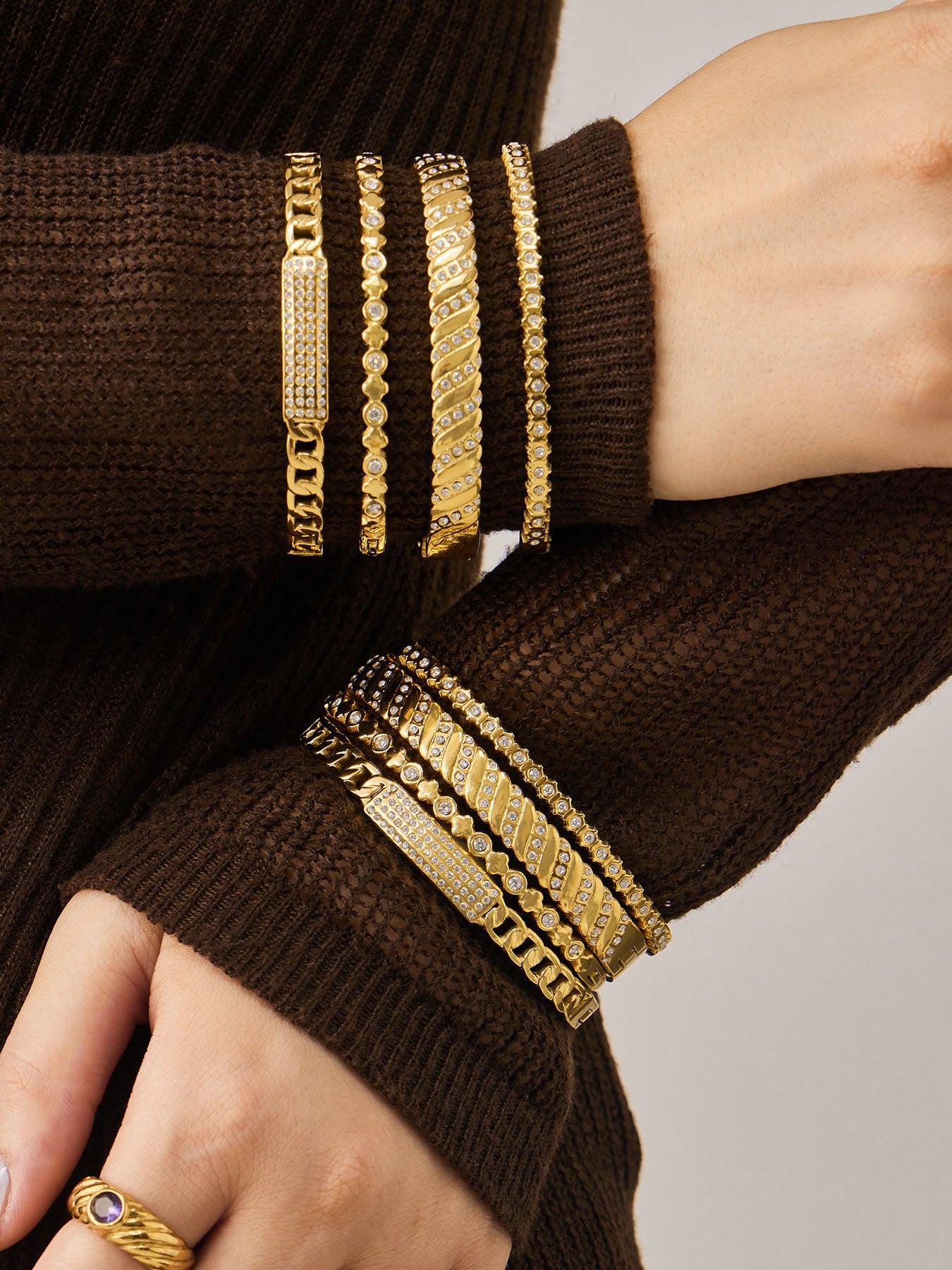 316L Stainless Steel 18K Gold PVD Wheat Spike 5A Zircon Open Bangle - Wheat Spike, 5A Zircon, Open Bangle, Gold Wholesale Stainless Steel Jewelry - Sensitive Skin Friendly - Detail 4