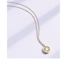 18K Gold PVD Daisy Flower Pendant Necklace, 316L Stainless Steel Adjustable Chain with Secure Lobster Clasp, White Mother-of-Pearl Inlay, Hypoallergenic Wholesale Jewelry