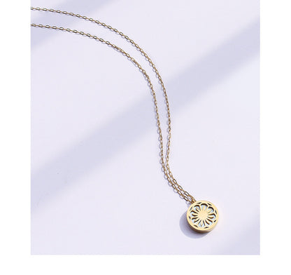 18K Gold PVD Daisy Flower Pendant Necklace, 316L Stainless Steel Adjustable Chain with Secure Lobster Clasp, White Mother-of-Pearl Inlay, Hypoallergenic Wholesale Jewelry