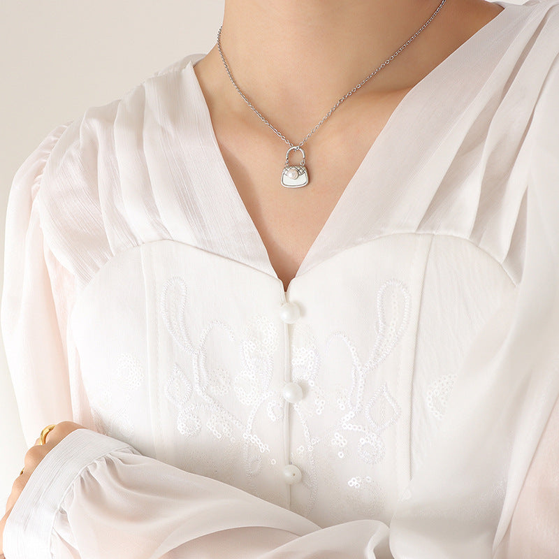 316L Stainless Steel 18K Gold PVD White Shell Imitation Pearl Handbag Charm Necklace - White Shell Pearl Handbag Charm Necklace, Minimalist, Coastal Wholesale Stainless Steel Jewelry - Sensitive Skin Friendly - Detail 5