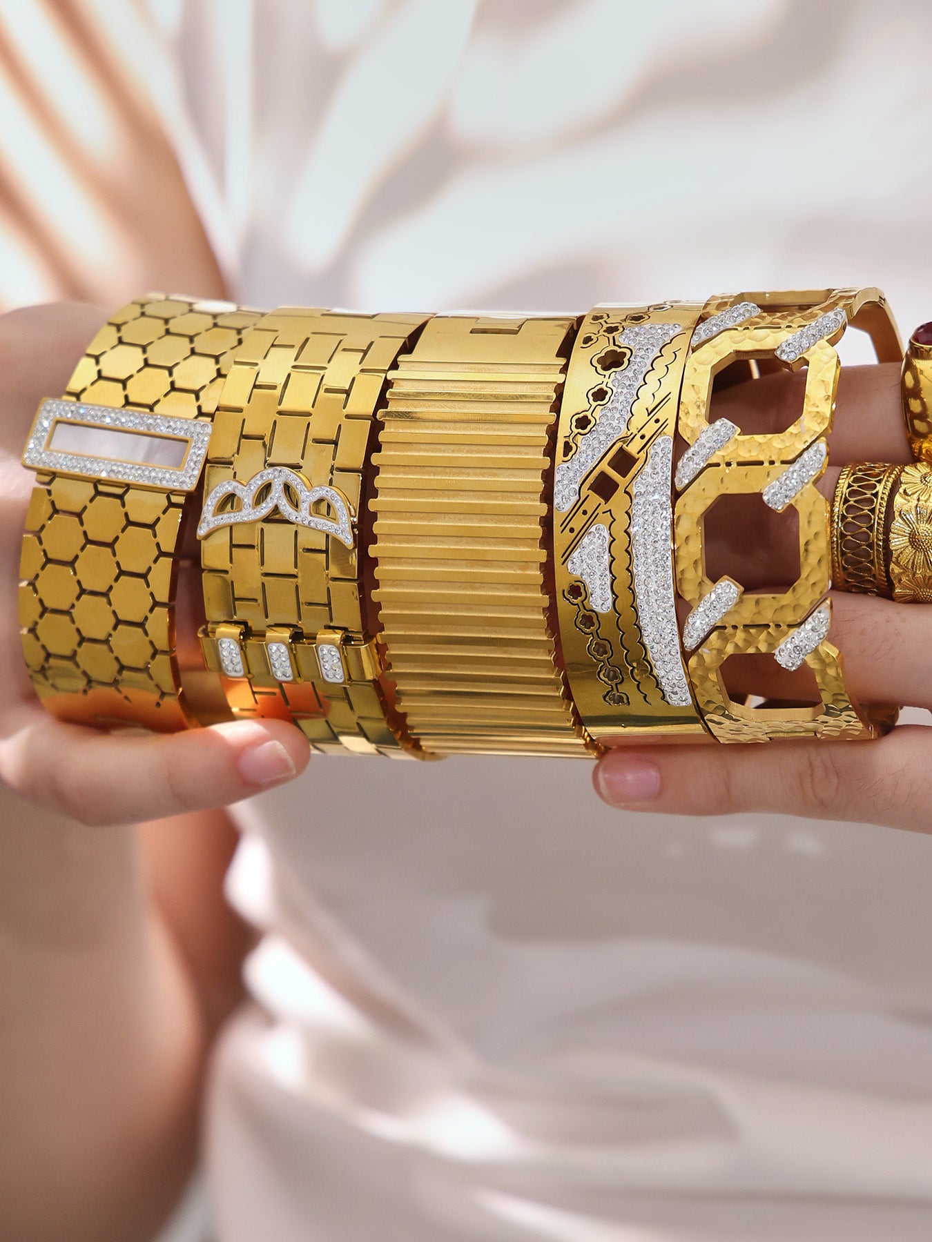 316L Stainless Steel 18K Gold PVD Wide Honeycomb Zircon Statement Bangle - Wide Honeycomb Zircon Bold Statement Geometric Wholesale Stainless Steel Jewelry - Sensitive Skin Friendly - Detail 19