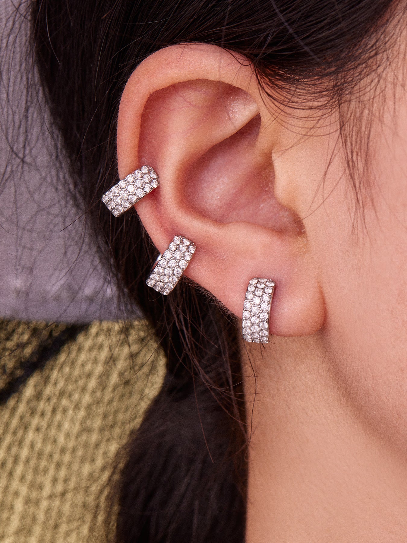 316L Stainless Steel 18K Gold PVD Zircon C-Shaped Ear Cuff Earrings - Minimalist C-Shaped Zircon Ear Cuff Wholesale Stainless Steel Jewelry - Sensitive Skin Friendly - Detail 4