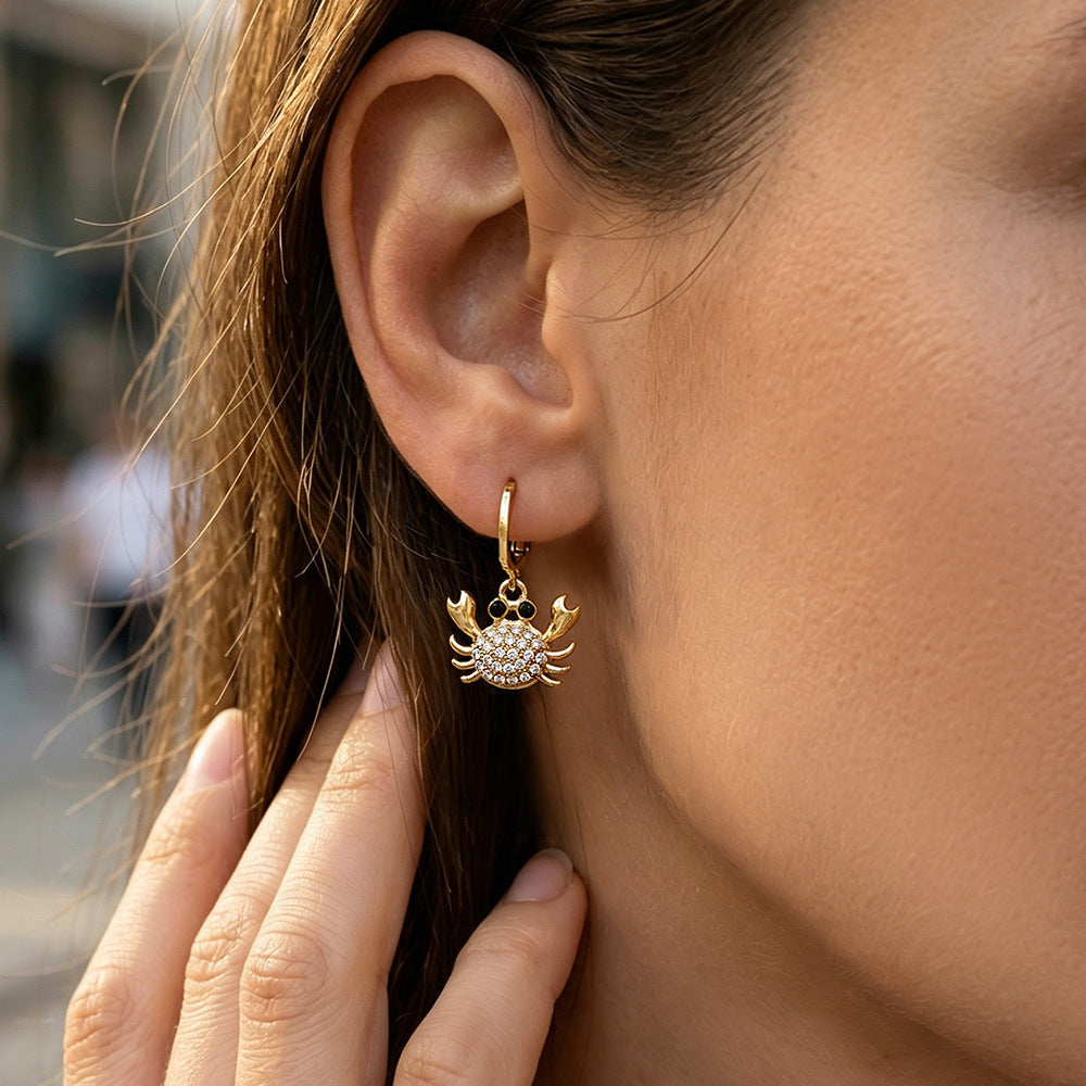 316L Stainless Steel 18K Gold PVD Zircon Crab Huggie Earrings - Crab, Zircon, Huggie, Minimalist Wholesale Stainless Steel Jewelry - Sensitive Skin Friendly - Detail 2