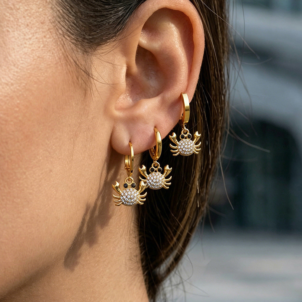 316L Stainless Steel 18K Gold PVD Zircon Crab Huggie Earrings - Crab, Zircon, Huggie, Minimalist Wholesale Stainless Steel Jewelry - Sensitive Skin Friendly - Detail 3