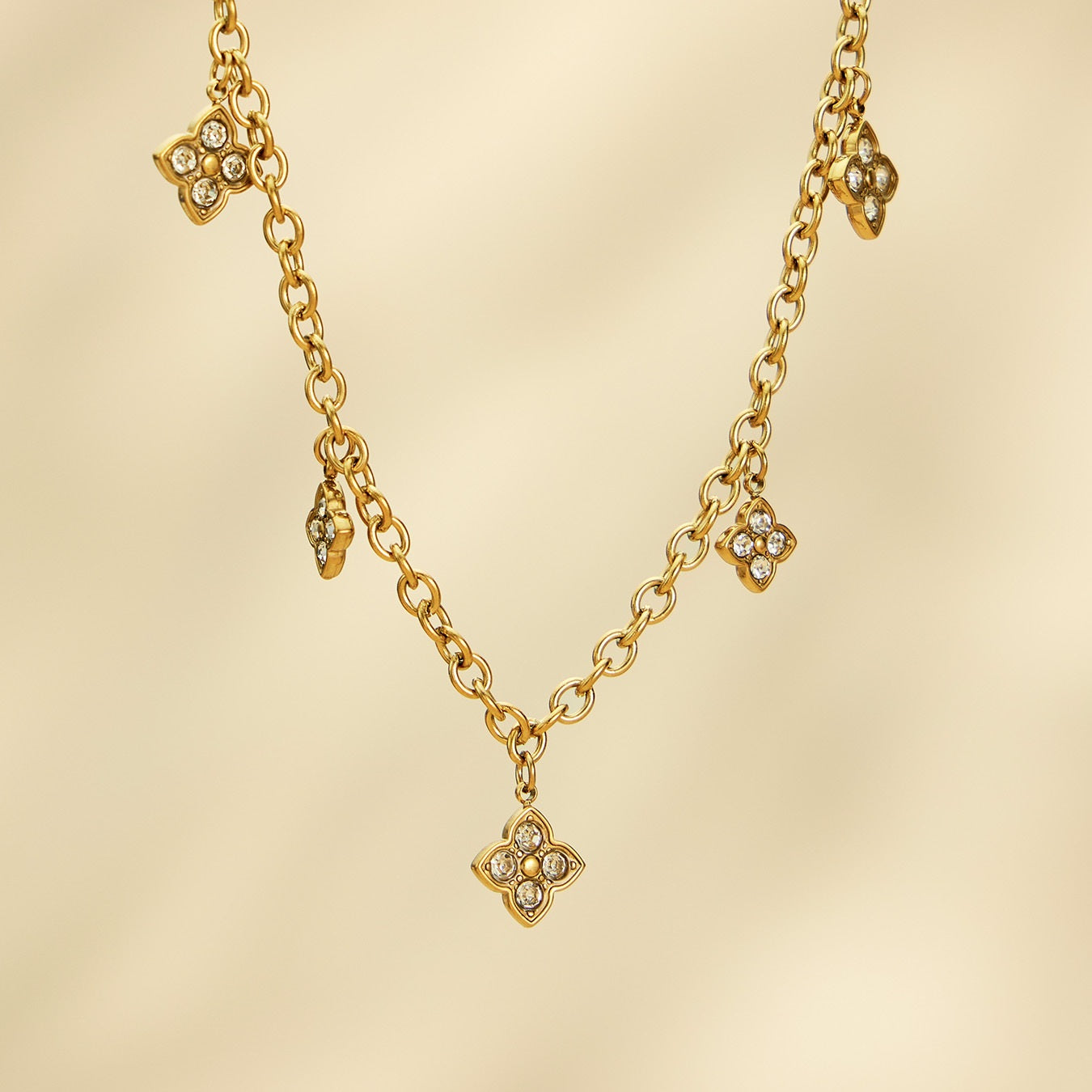 316L Stainless Steel 18K Gold PVD Zircon Heart Clover Pendant Necklace - Zircon Heart Clover Modern Pendant Wholesale Stainless Steel Jewelry - Sensitive Skin Friendly - Detail 17