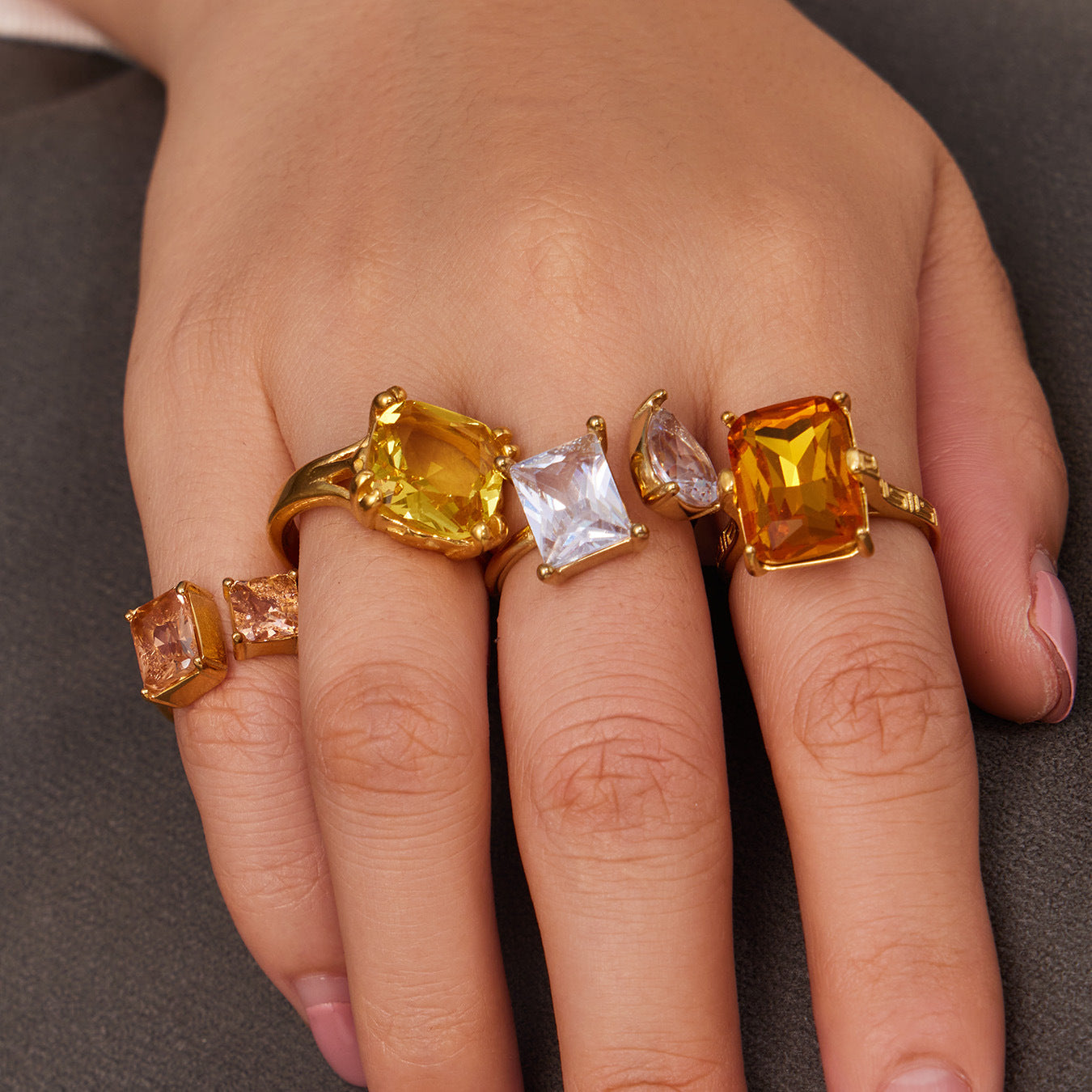 316L Stainless Steel 18K Gold PVD Zircon Open Ring - Open Zircon Band Minimalist Gold Wholesale Stainless Steel Jewelry - Sensitive Skin Friendly - Detail 7