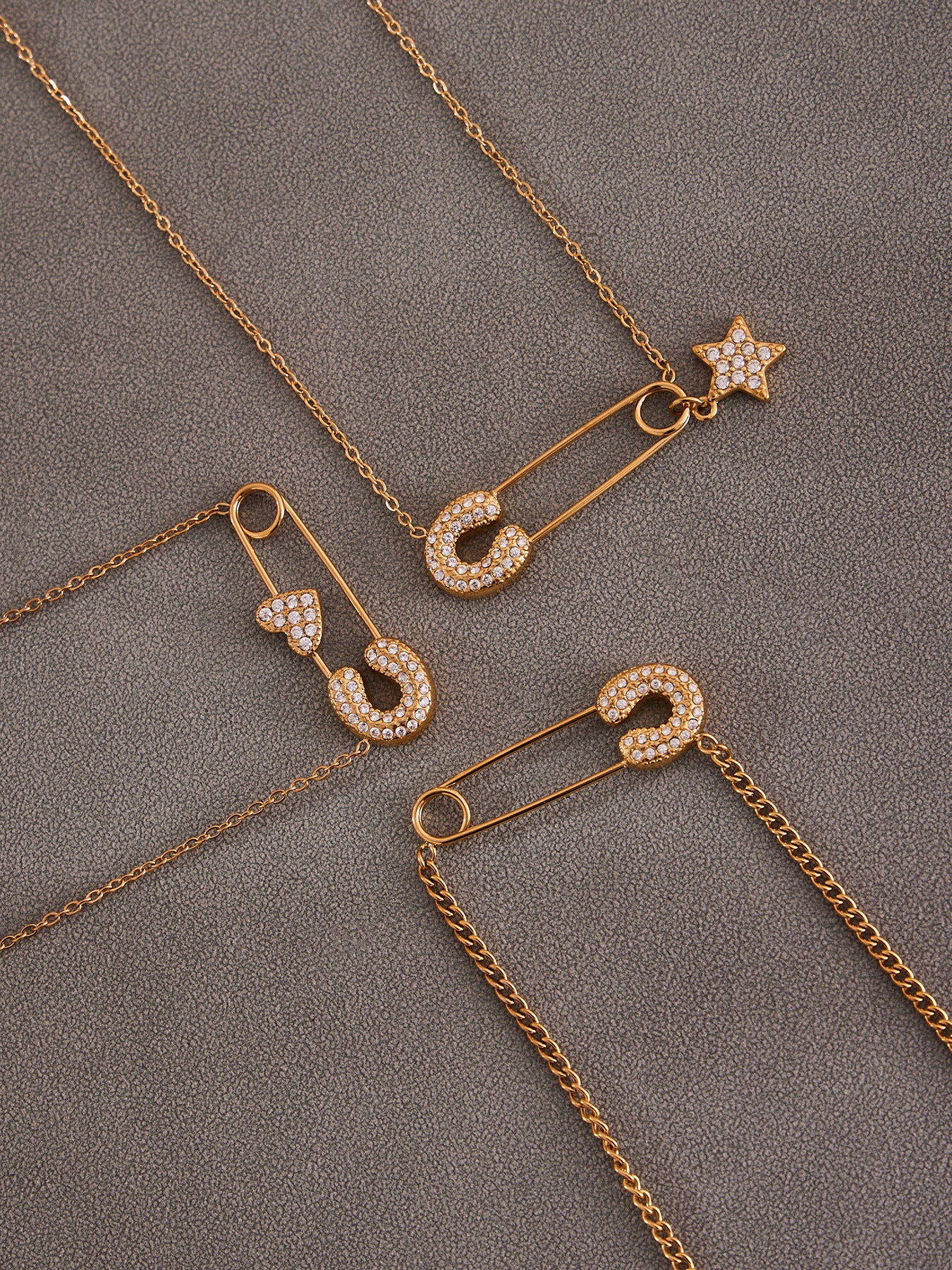 316L Stainless Steel 18K Gold PVD Zircon Paperclip Necklace - Gold Zircon Paperclip Necklace Minimalist Modern Wholesale Stainless Steel Jewelry - Sensitive Skin Friendly - Detail 5