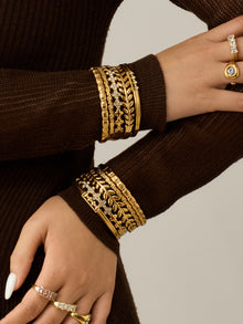 316L Stainless Steel 18K Gold PVD Zircon Pave Bamboo Texture Bangle - Light Luxury Zircon Pave Bamboo Texture Versatile Wholesale Stainless Steel Jewelry - Sensitive Skin Friendly - Detail 1