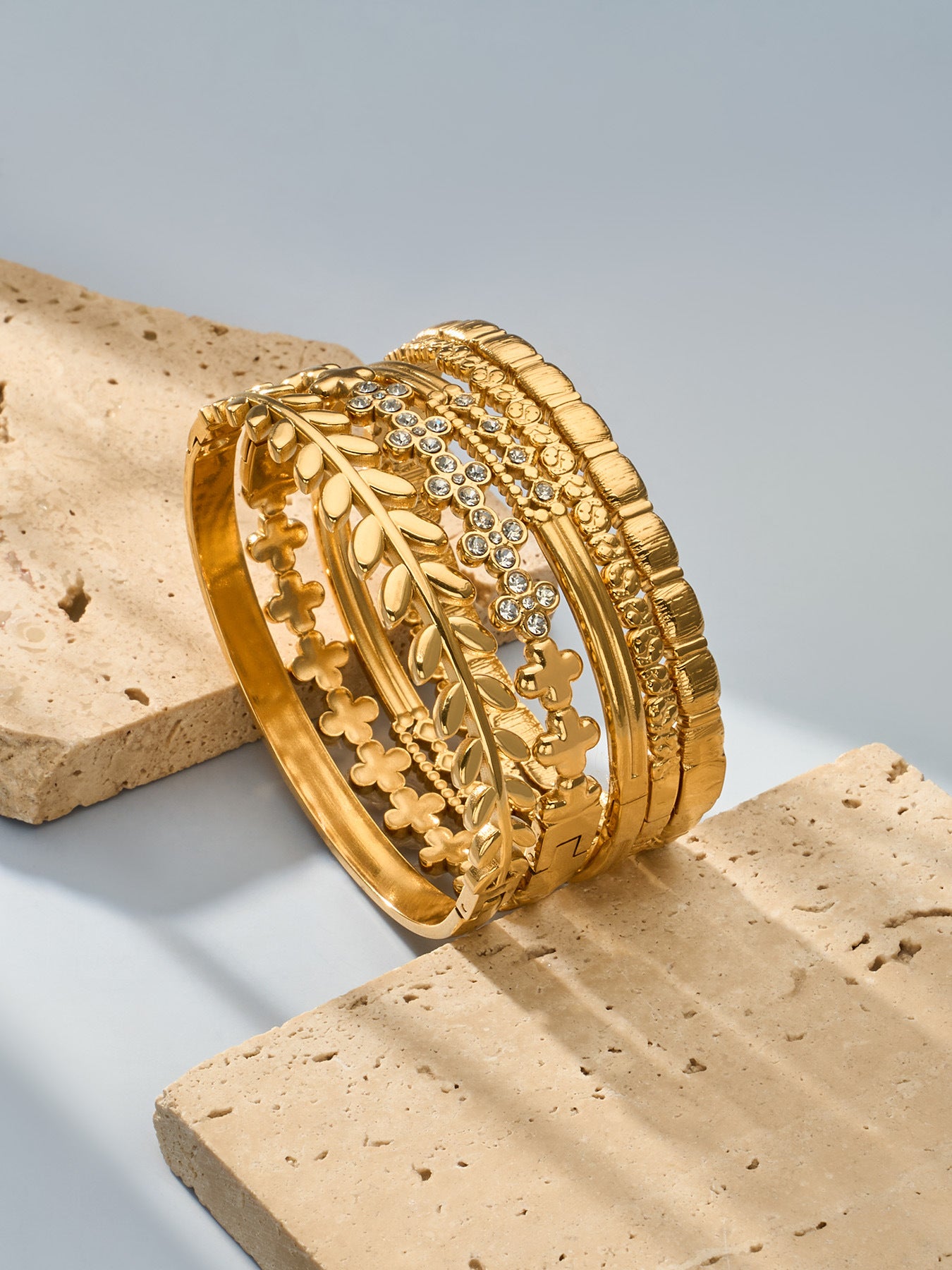 316L Stainless Steel 18K Gold PVD Zircon Pave Bamboo Texture Bangle - Light Luxury Zircon Pave Bamboo Texture Versatile Wholesale Stainless Steel Jewelry - Sensitive Skin Friendly - Detail 2
