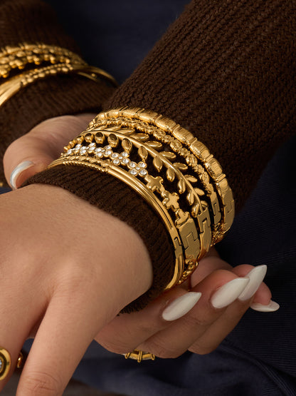 316L Stainless Steel 18K Gold PVD Zircon Pave Bamboo Texture Bangle - Light Luxury Zircon Pave Bamboo Texture Versatile Wholesale Stainless Steel Jewelry - Sensitive Skin Friendly - Detail 6